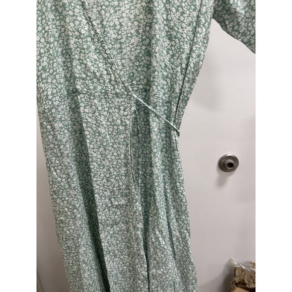 Faithfull The Brand Chiara Green Floral Wrap Midi Dress Size Small 4 - Picture 12 of 13